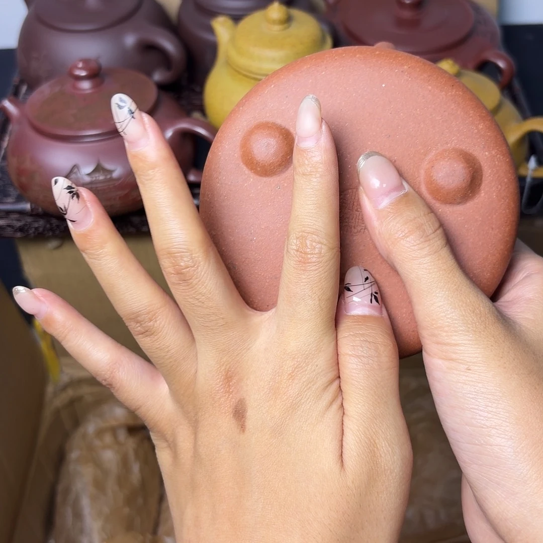 甄选宜兴本土紫砂壶