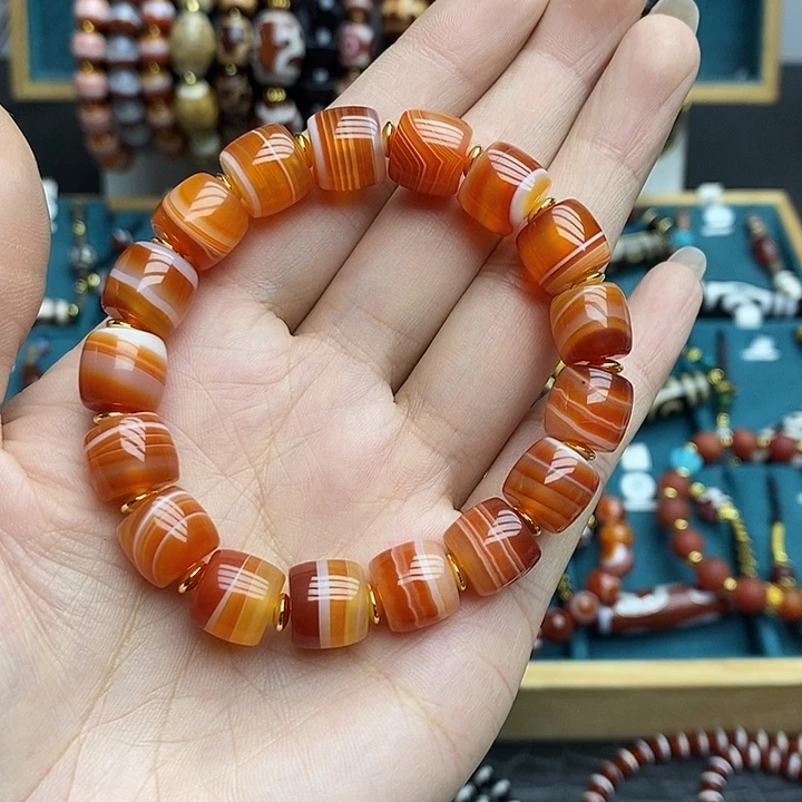 玛瑙/玉髓合金颈饰