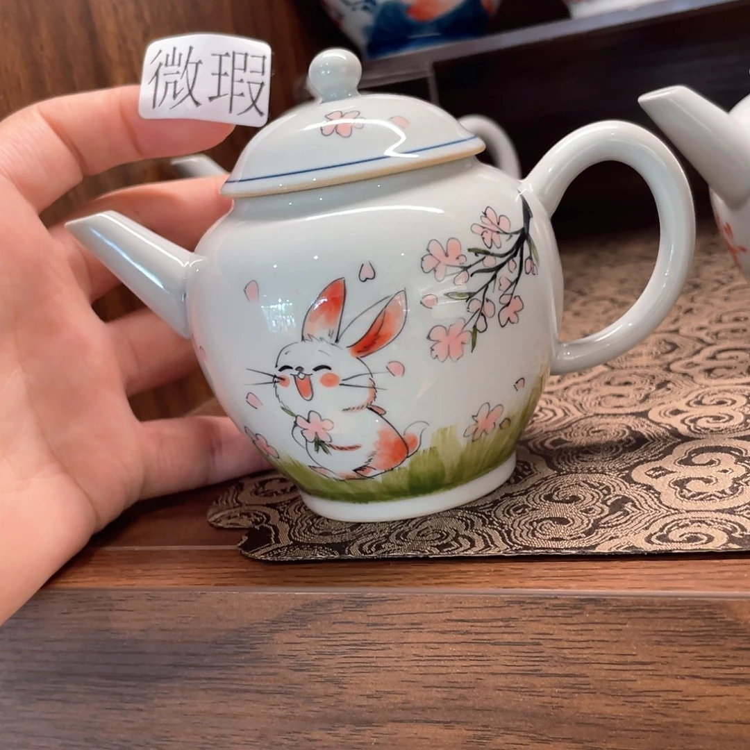釉下手绘茶具微瑕
