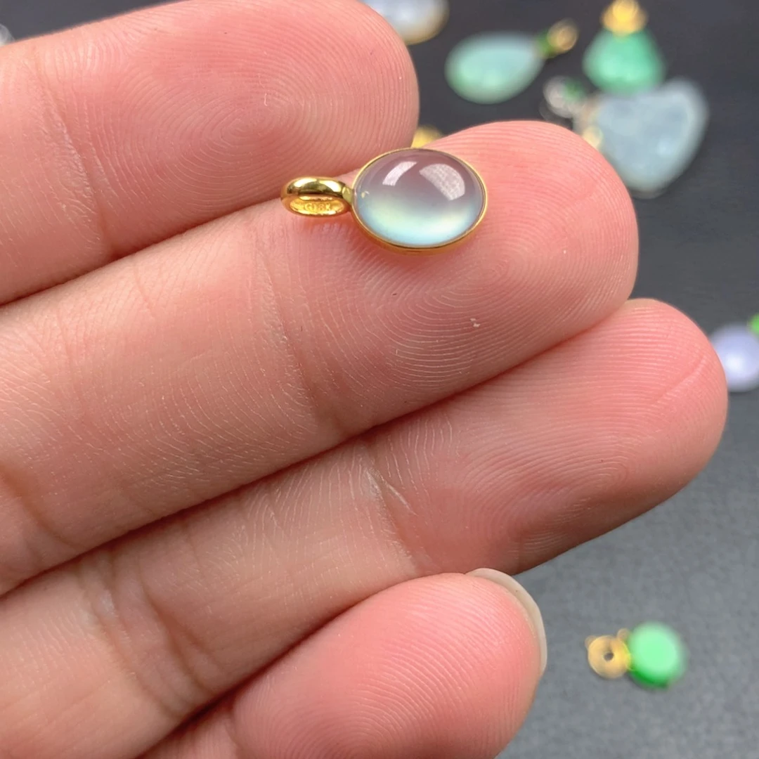 【闪购商品】颈饰18K金镶嵌翡翠翡翠