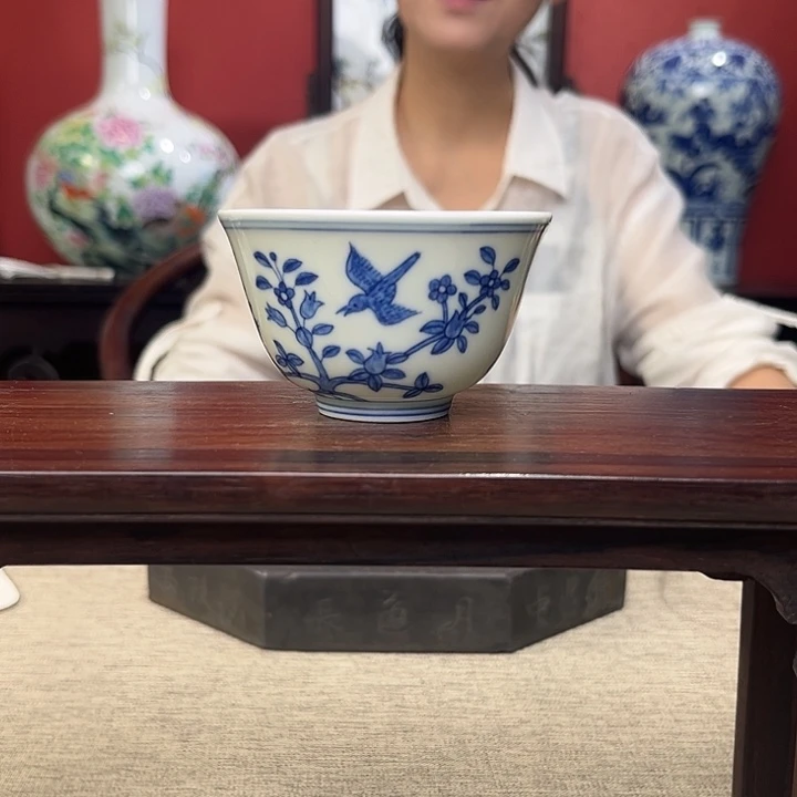 杯子青花花鸟杯子