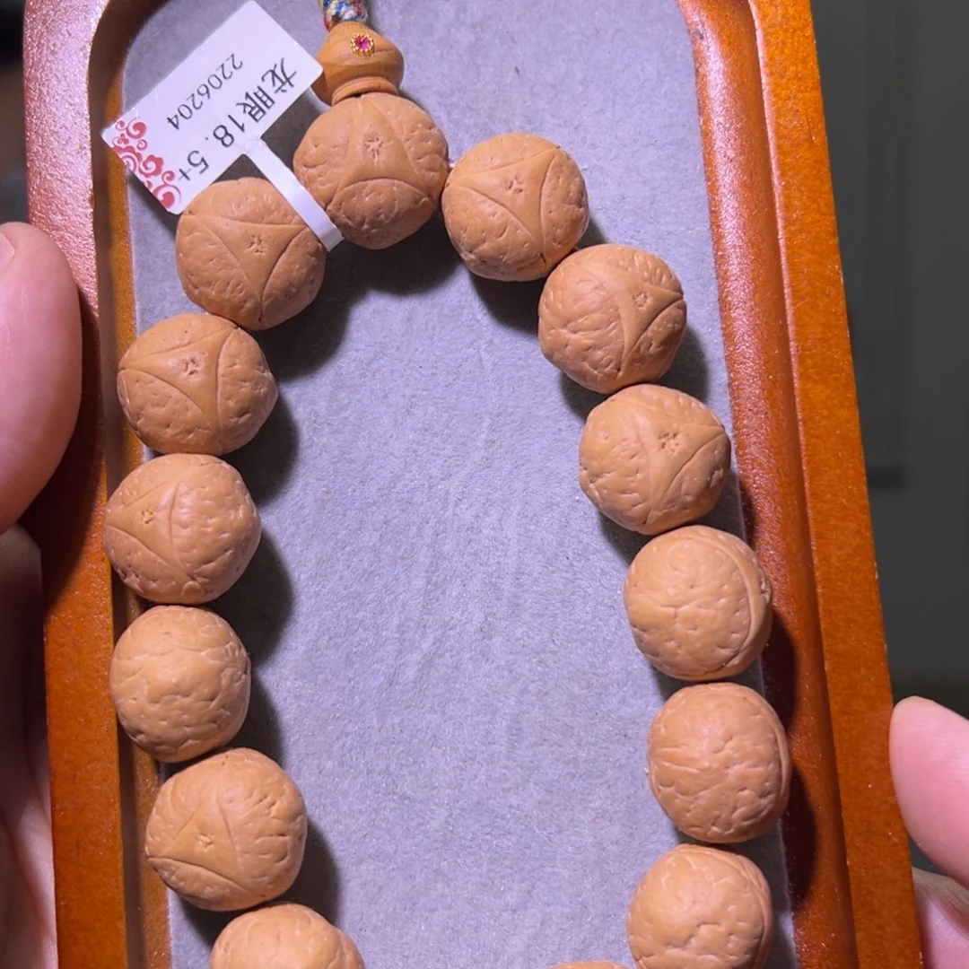 凤眼菩提手串球龙