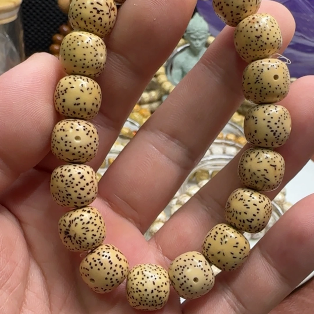 K***生星月菩提吊坠海南星月菩提星月菩提