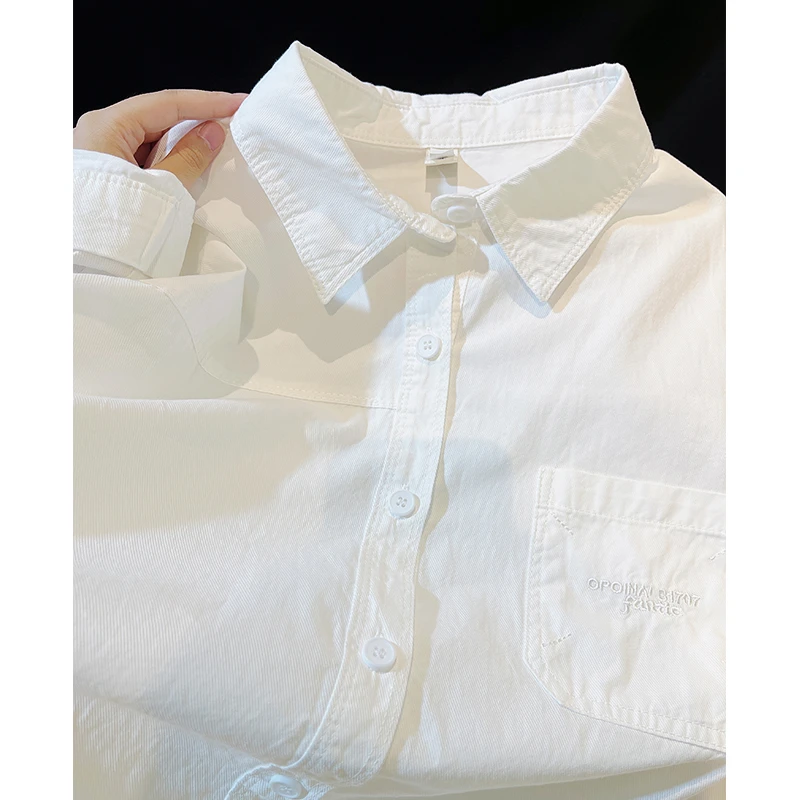 韩系纯色港风字母刺绣白色衬衫2026秋冬新款显瘦宽松内搭外穿衬衣