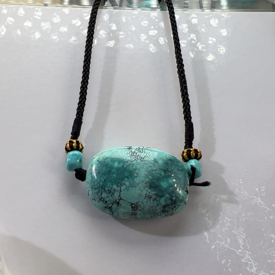 绿松石未镶嵌挂件