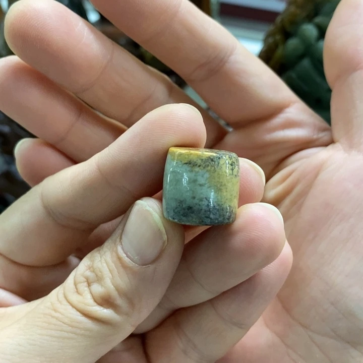 未镶嵌手链岫岩河磨玉（透闪石质玉）