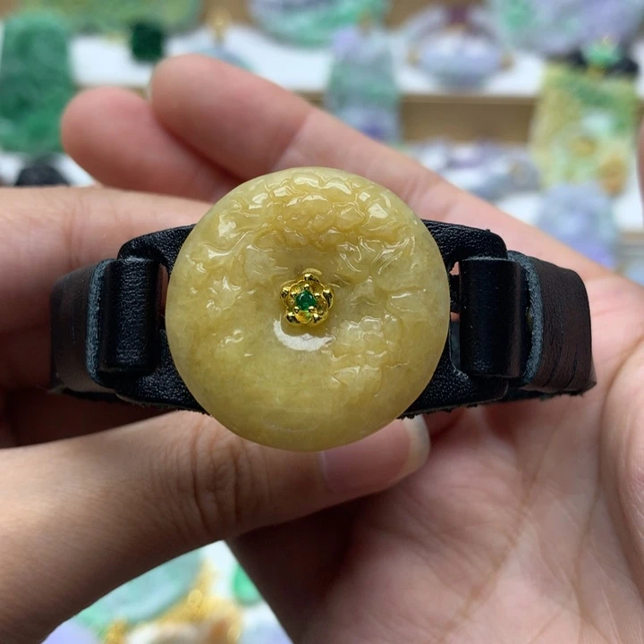 颈饰未镶嵌翡翠翡翠