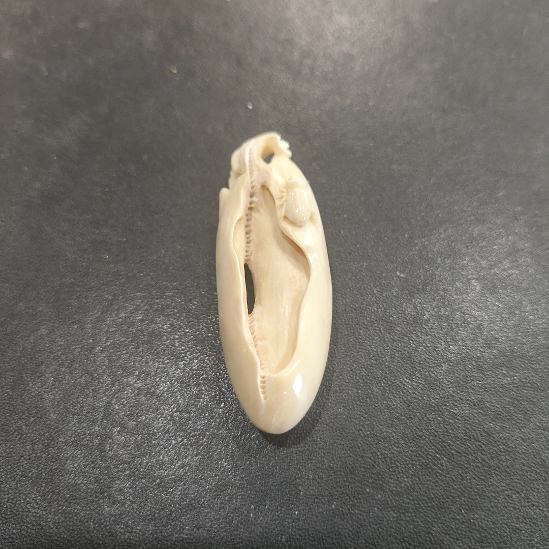 猛犸约11.4克雕刻件ZL1247