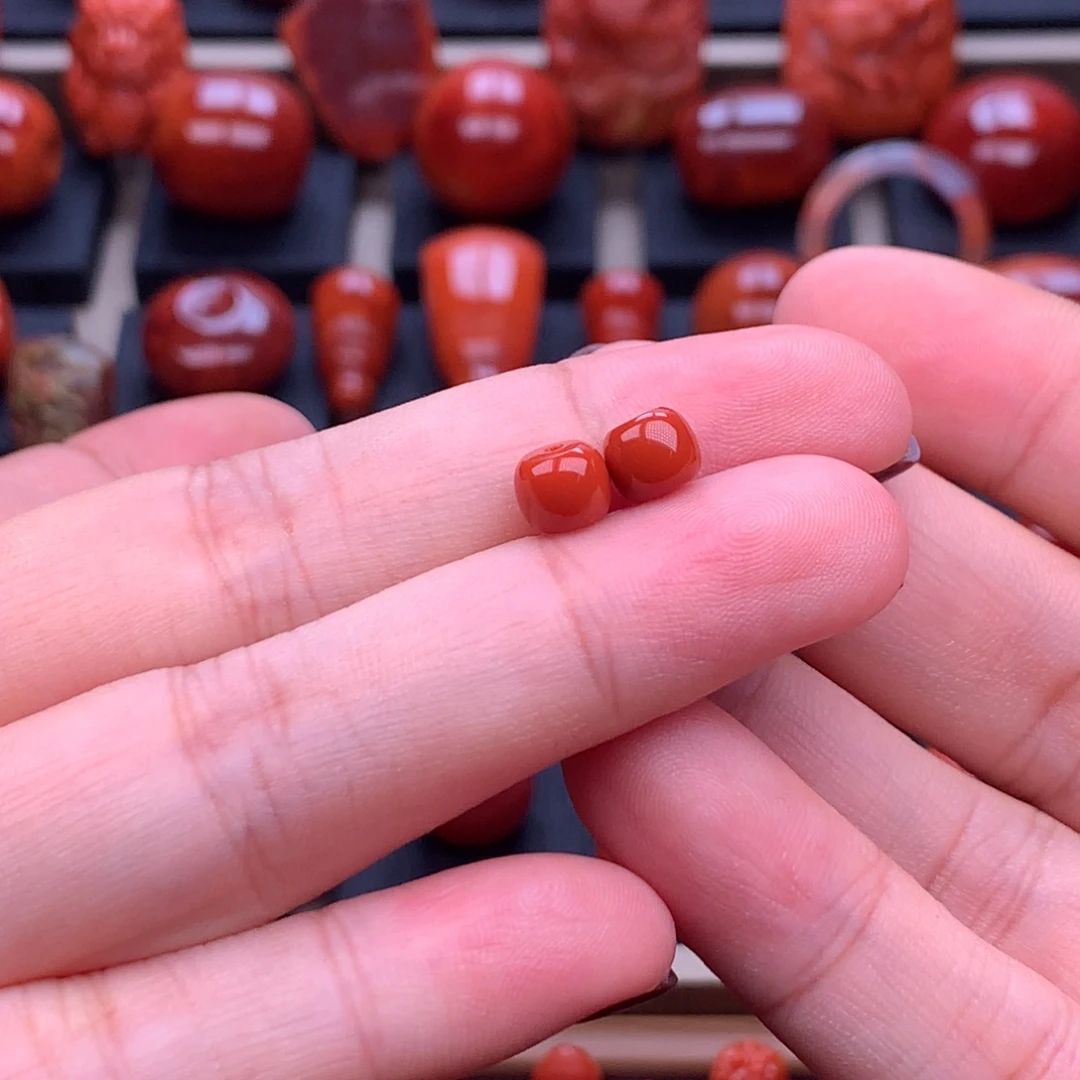 南红玛瑙未镶嵌川料原矿老型对珠6mm