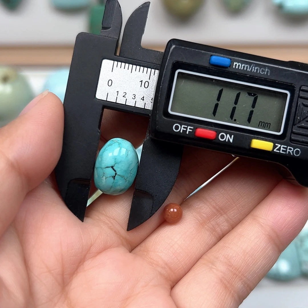 南红玛瑙未镶嵌珠宝奇石