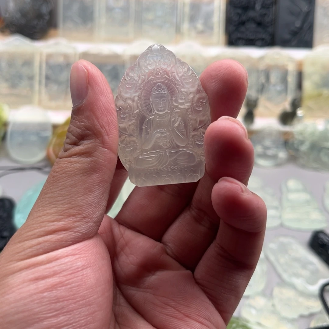 未镶嵌蛇纹石玉颈饰