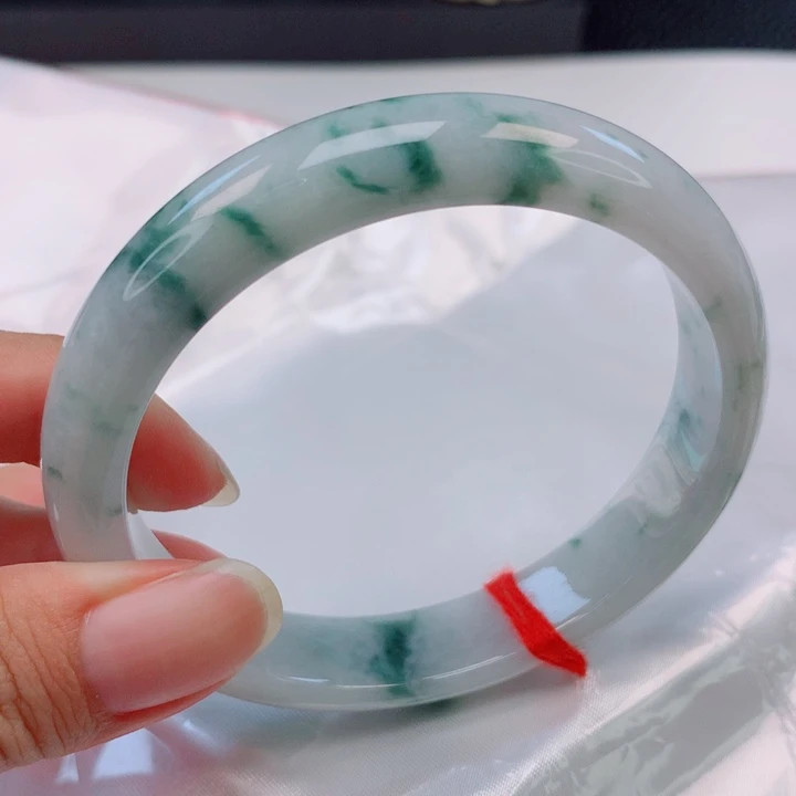 翡翠未镶嵌手镯59圈