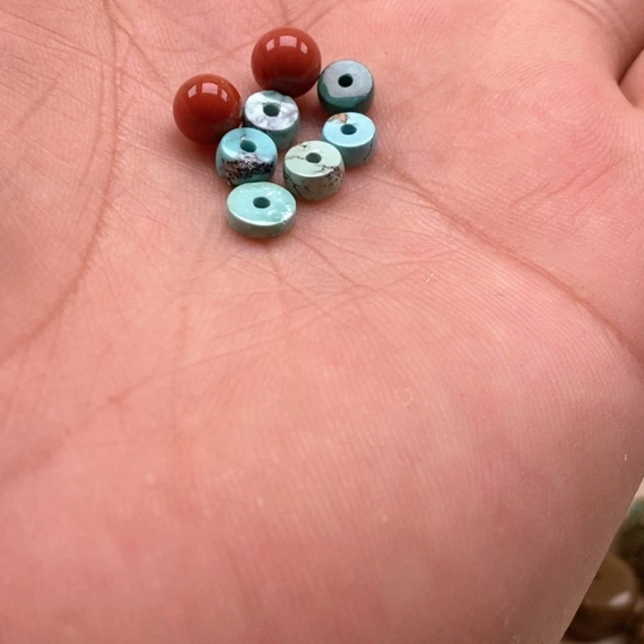 南红玛瑙未镶嵌珠宝半成品陌*人