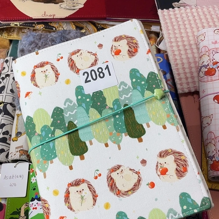 织绣A5活页不带纸2081