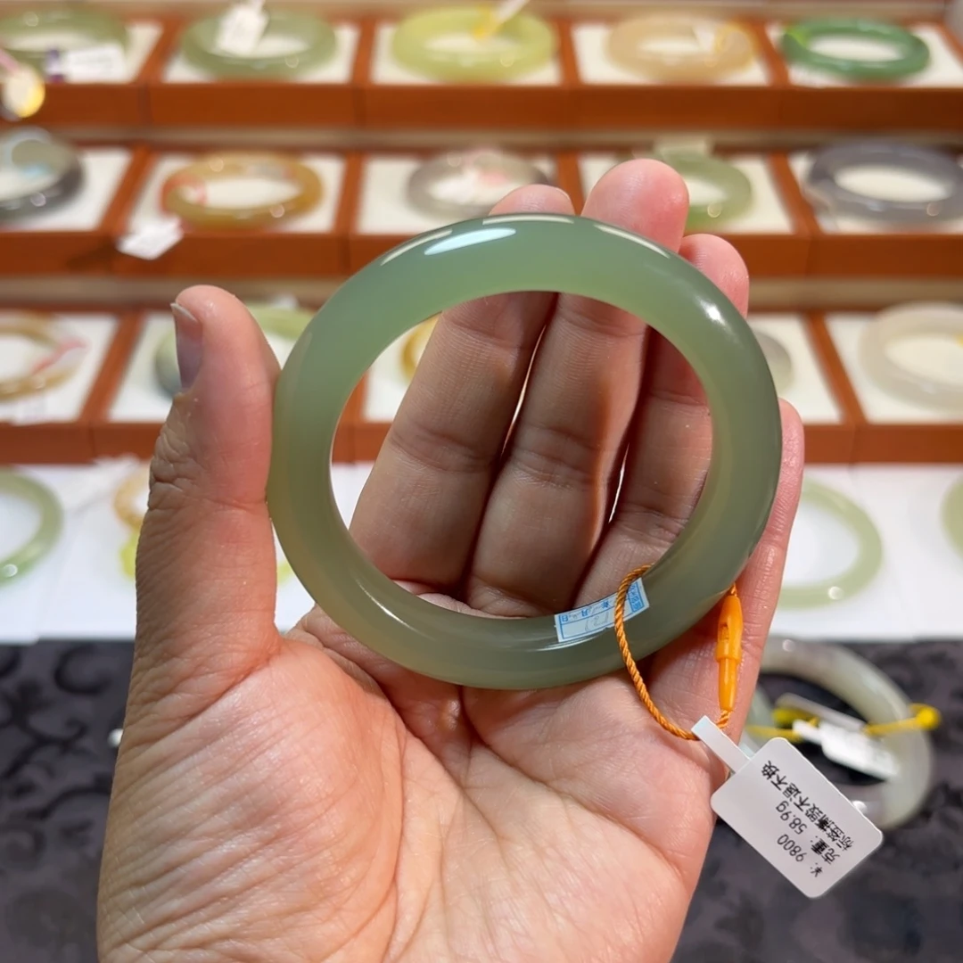 和田玉未镶嵌手镯冰晴绿手镯