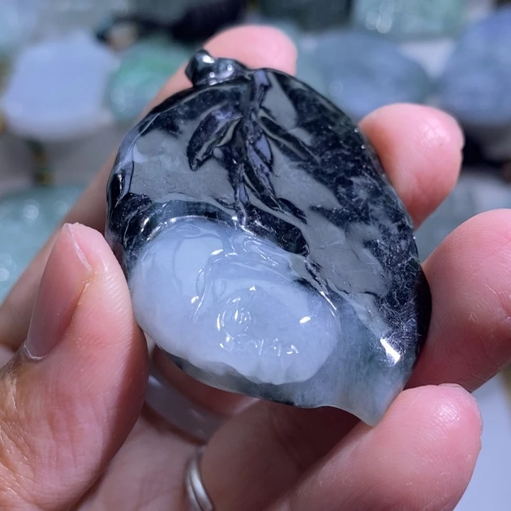 【闪购商品】颈饰未镶嵌翡翠佛