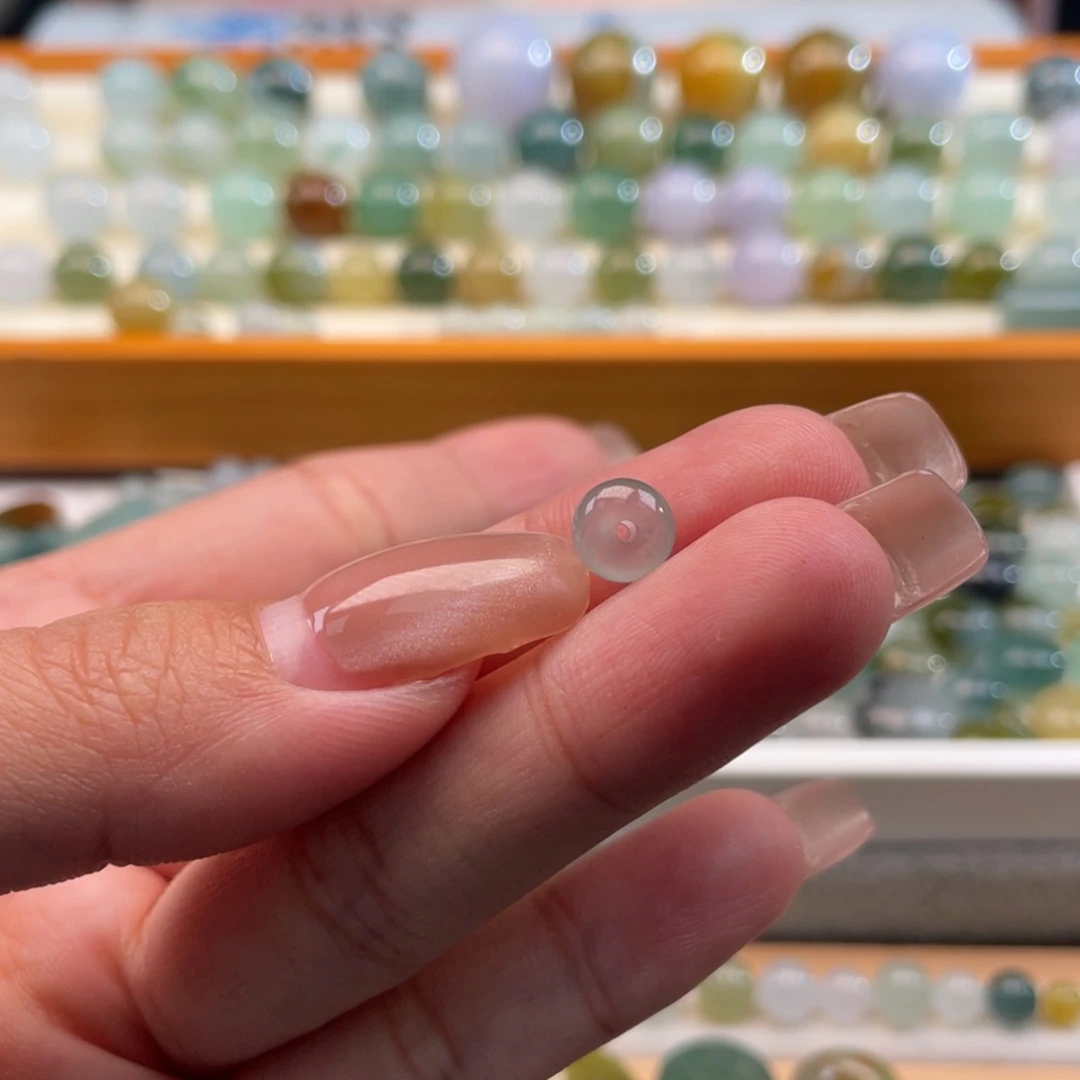 未镶嵌定制翡翠I****1天然缅甸翡翠a货6.8×4.8