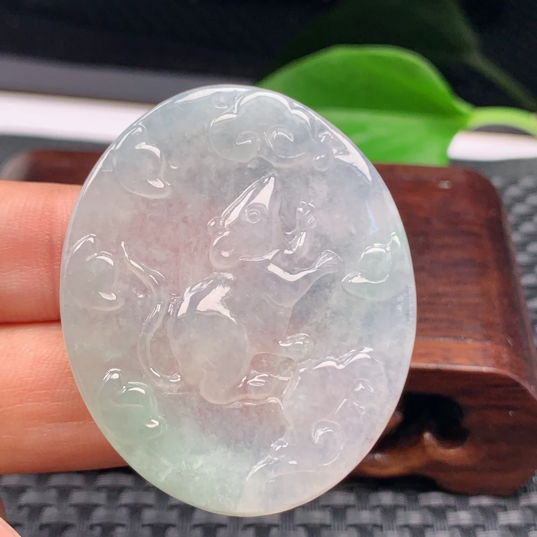 天然缅甸翡翠A货鼠牌吊坠玉佩冰种浅绿色生肖老鼠挂件项坠挂坠