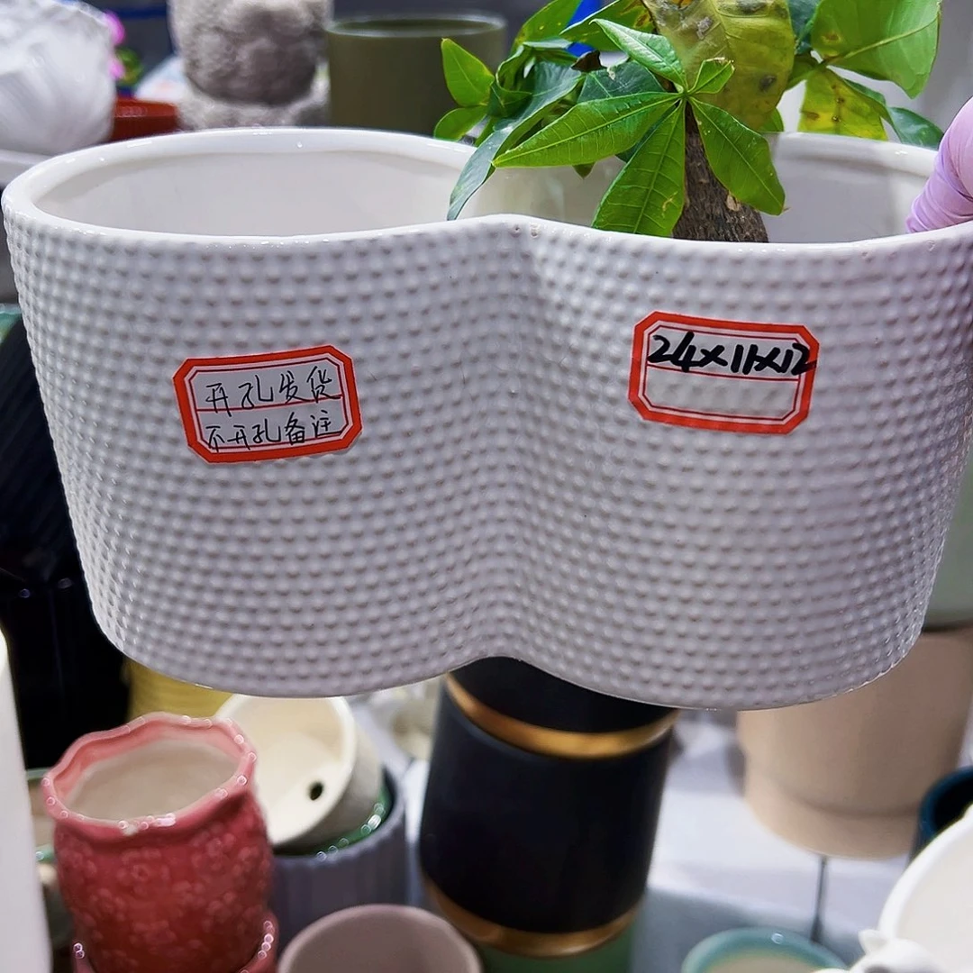 有孔外贸尾单陶瓷花盆凑单10米包邮