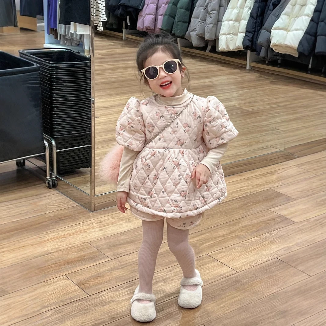 韩式童装女童2025冬新款碎花甜美夹棉绗缝加厚上衣短裤两件套套装