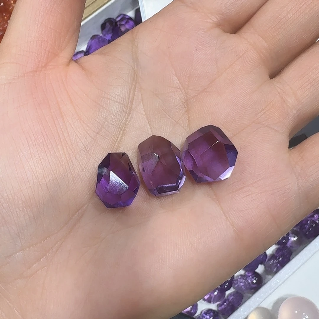 水晶颈饰未镶嵌再***煙定制