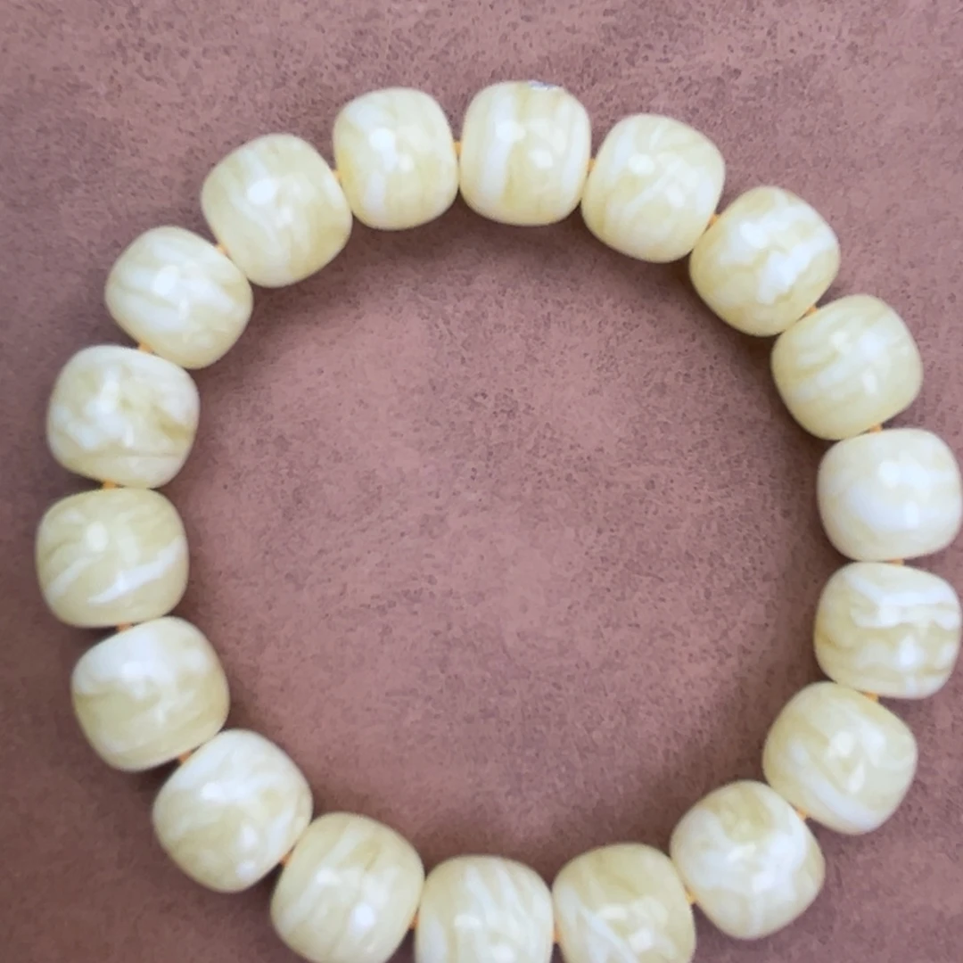 蜜蜡未镶嵌手串俄料同料瓷白花虎皮12。*11.2腕口17+
