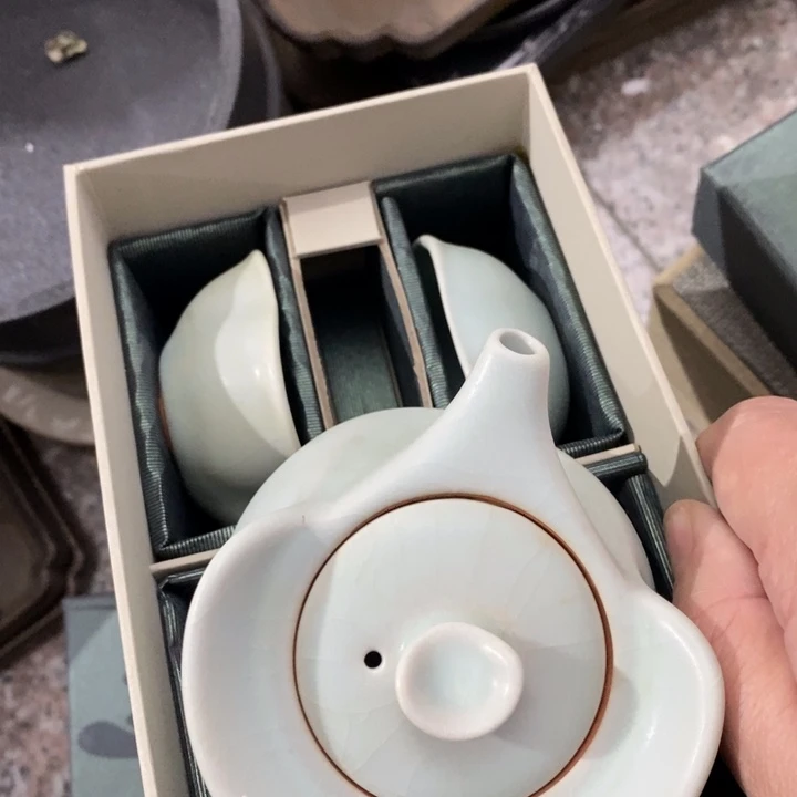 陶瓷艺术品及陶瓷制品
