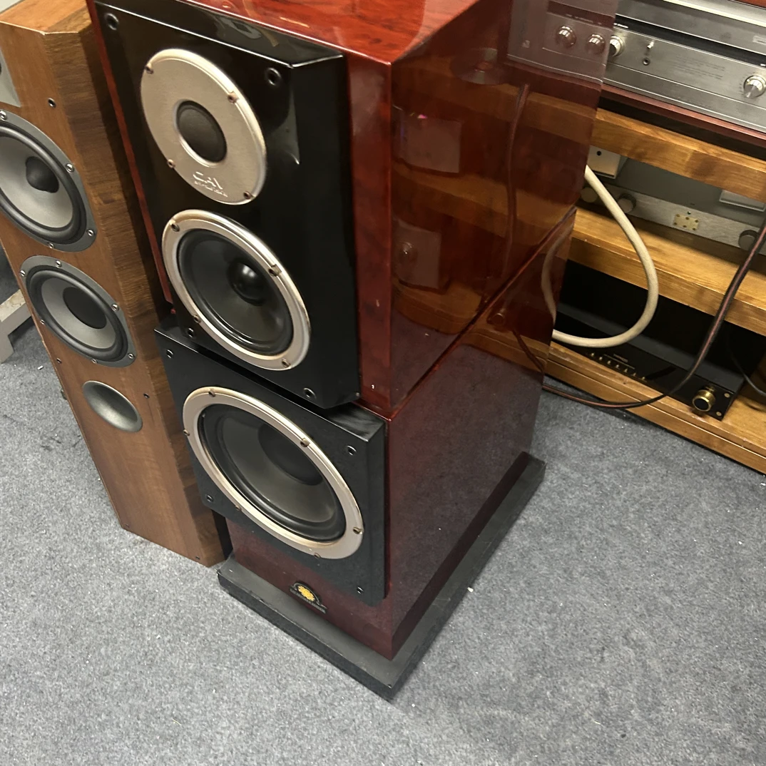 CAV功放机音响一套不包邮