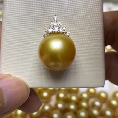 海水珍珠18K金镶嵌颈饰