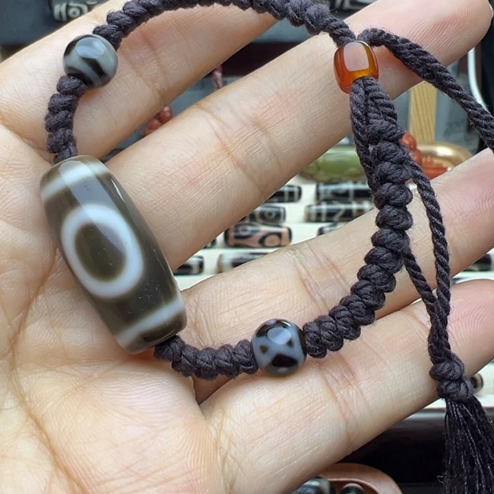 玛瑙/玉髓颈饰未镶嵌枫***：