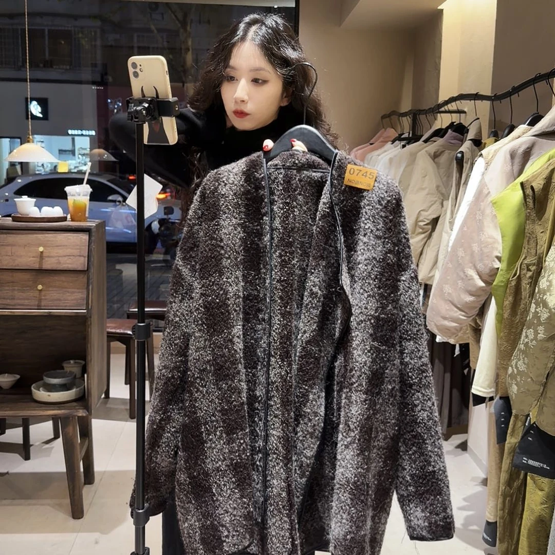 莲***羹0745衣服哈哈哈哈哈