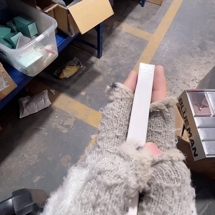 娇娇。 抛5只。