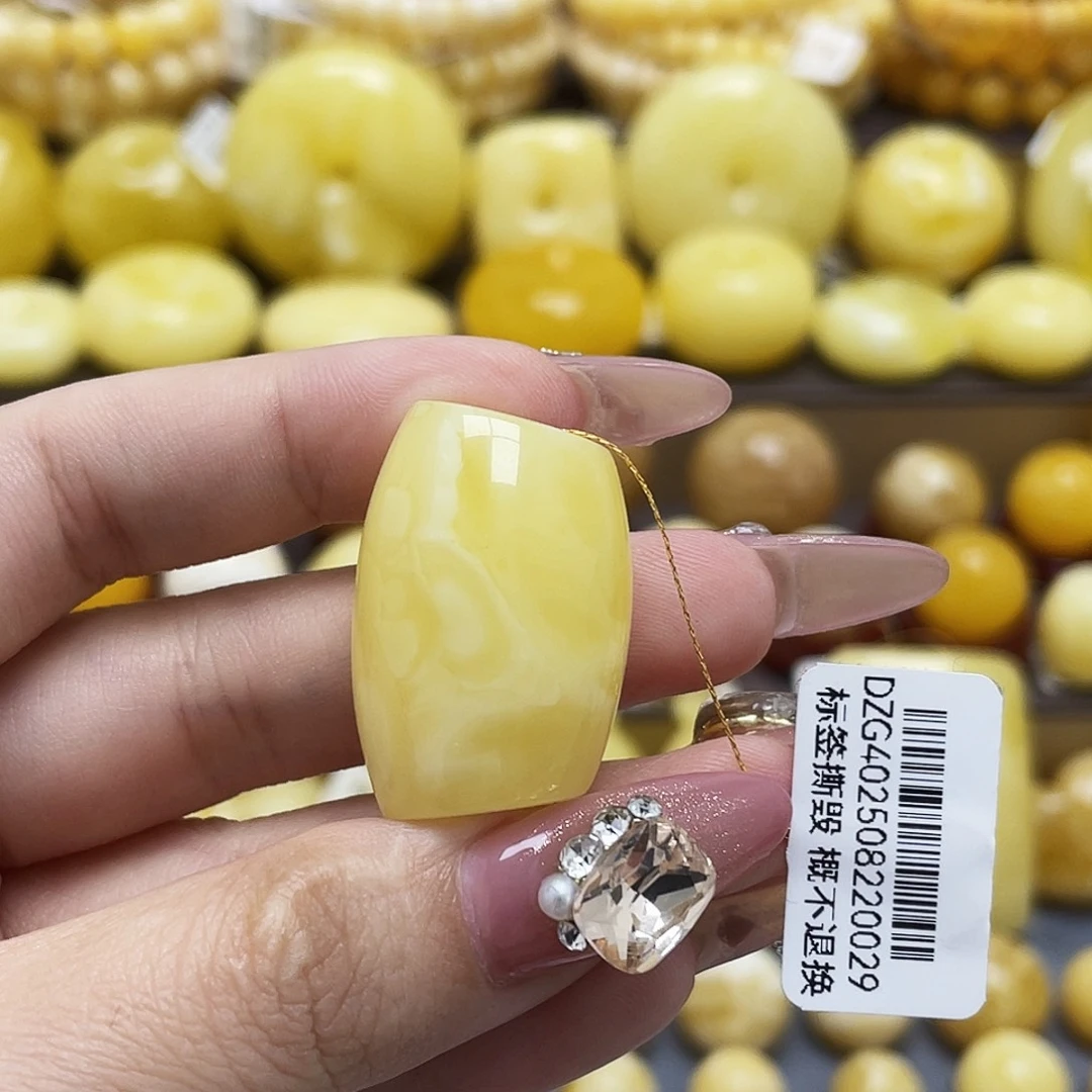 裸石琥珀未镶嵌20*30mm浓蜡白妖马蹄珠