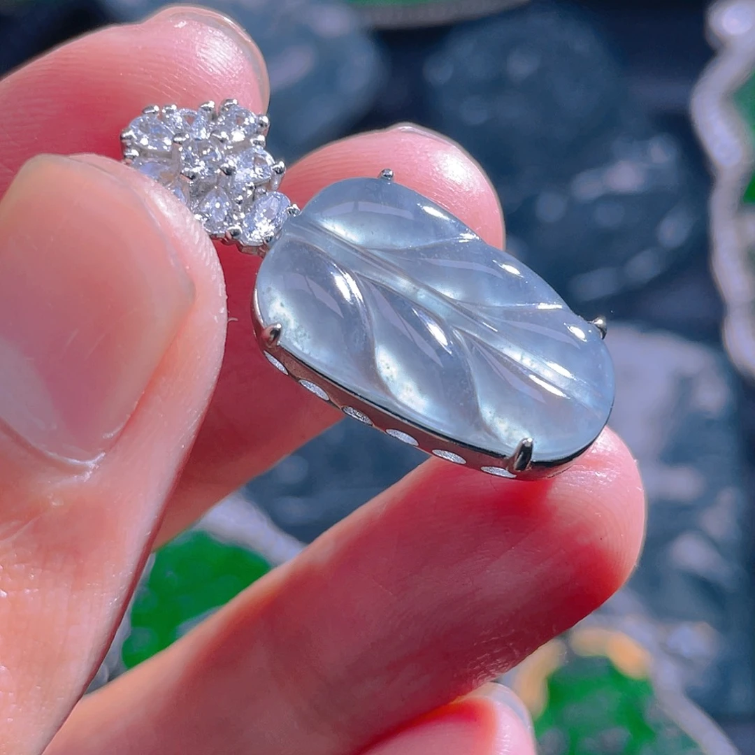 颈饰未镶嵌翡翠翡翠