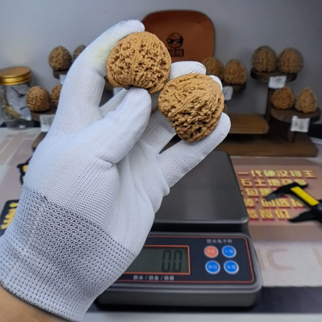 文玩核桃把件41尺40g一代三角