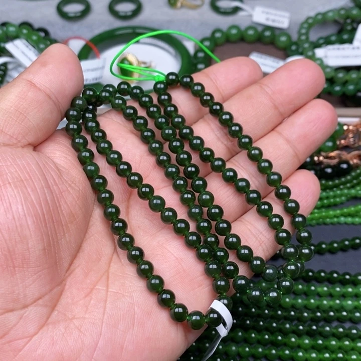 项链未镶嵌和田玉（碧玉）6mm