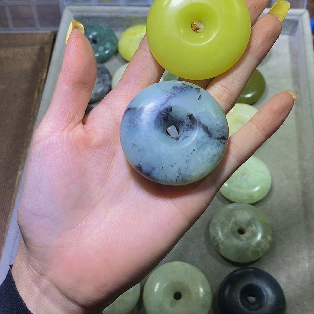 蛇纹石玉未镶嵌其他130