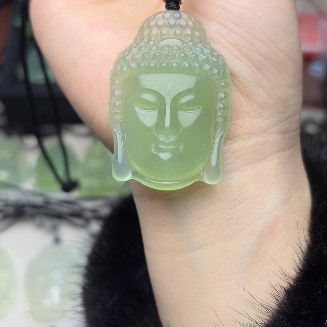 蛇纹石玉合金颈饰