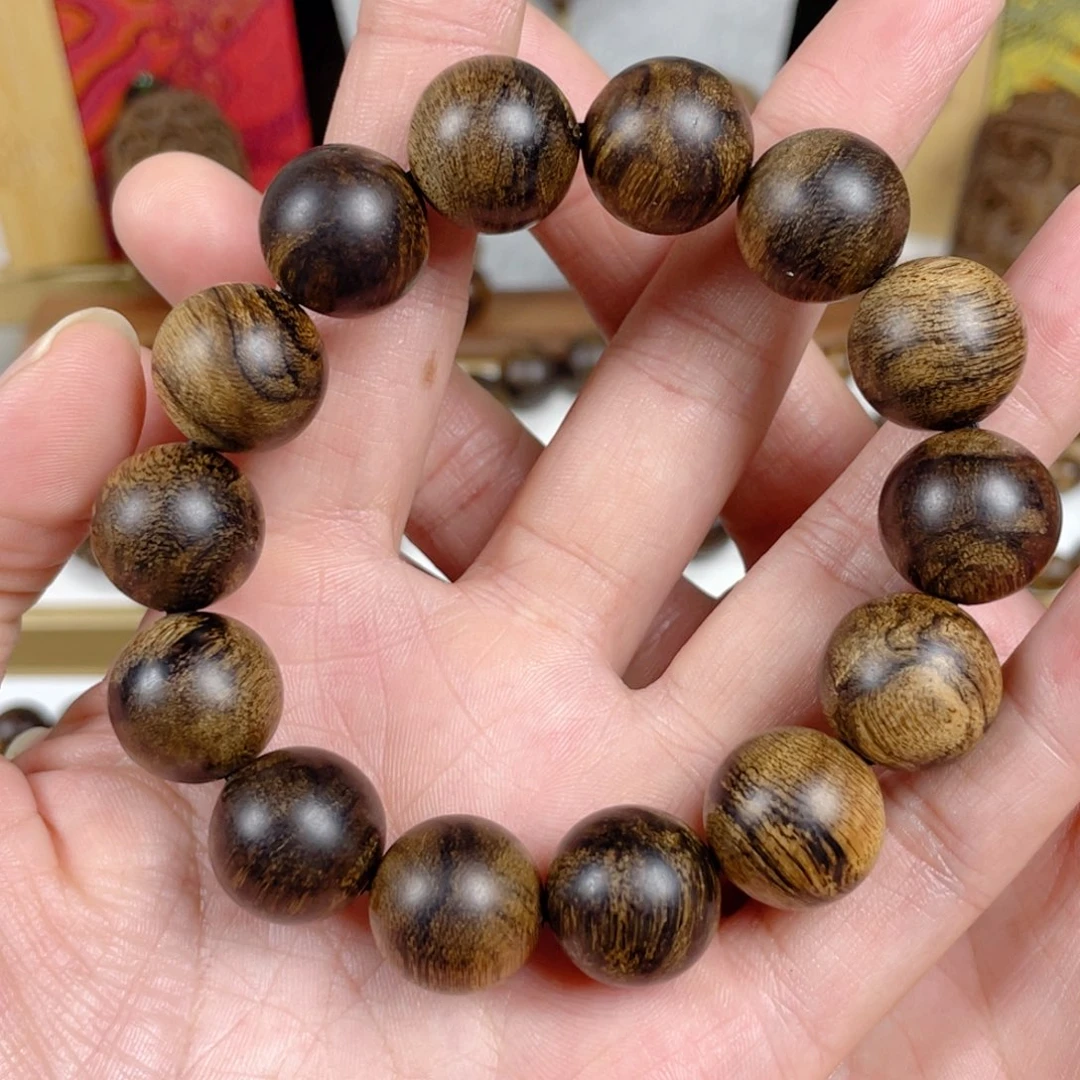 沉香手串T*越南芽庄白棋老料满瘤疤虎斑纹1.6