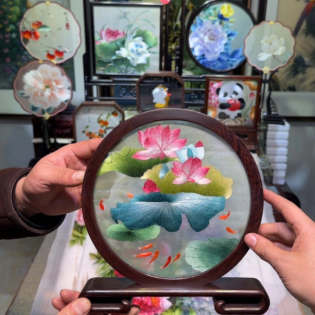 刺绣刺绣工艺精湛