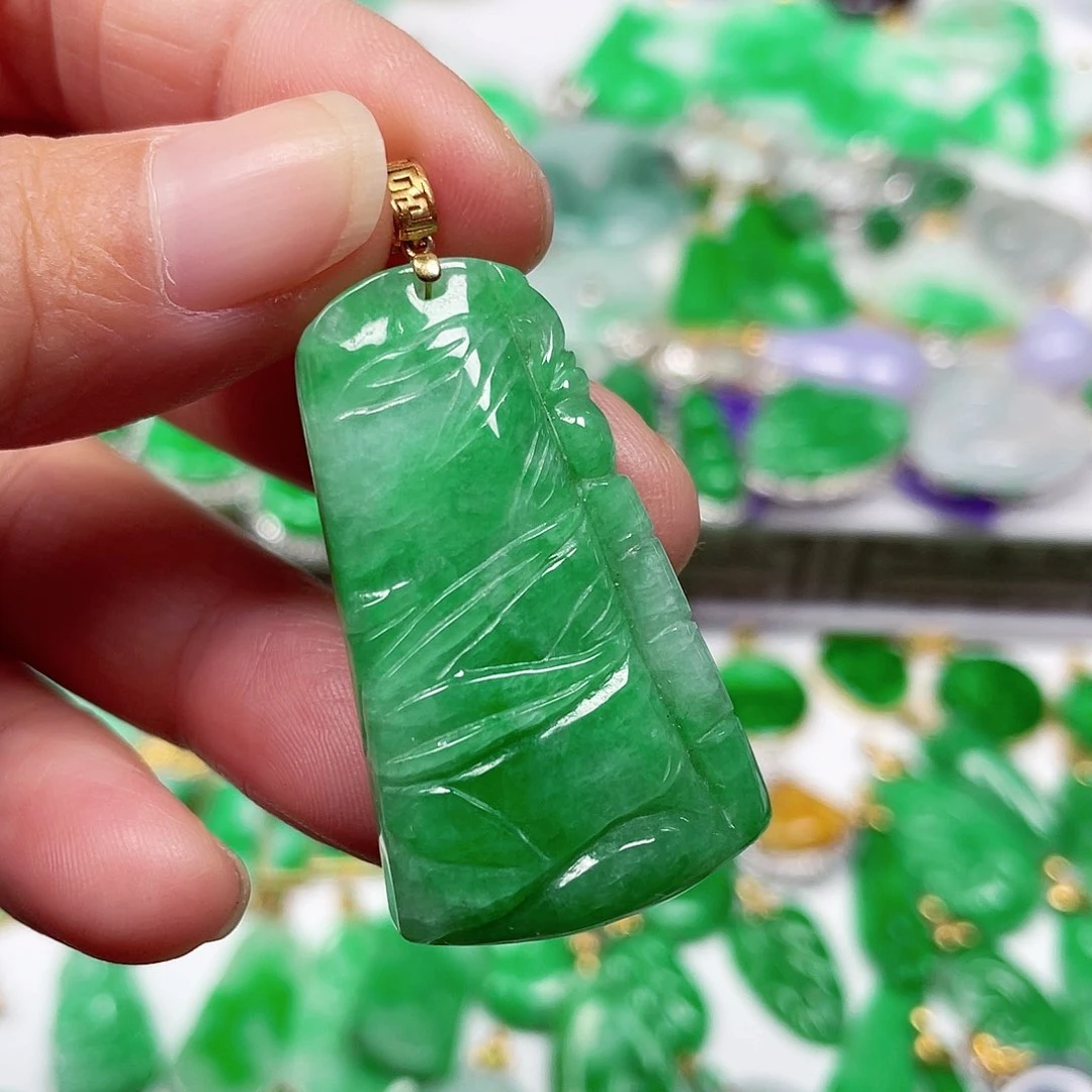 吊坠(不含链)18K金镶嵌翡翠