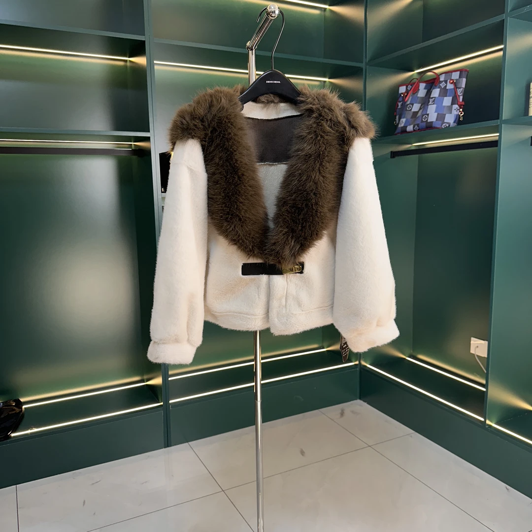 501女装轻奢外套秋冬