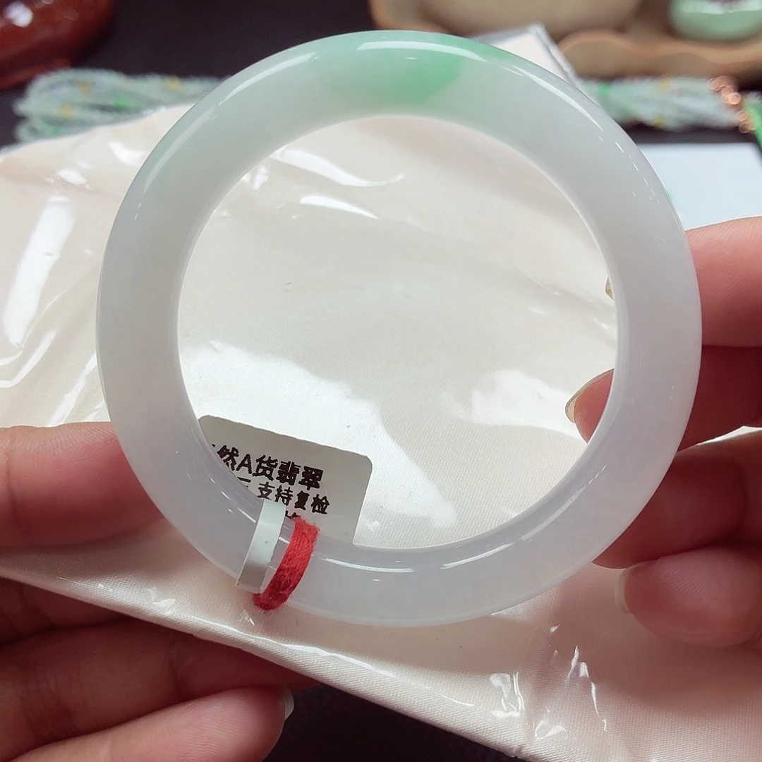 翡翠未镶嵌手镯天然缅甸A货翡翠