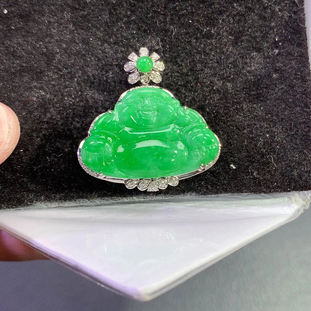 翡翠吊坠(赠链)18K金镶嵌