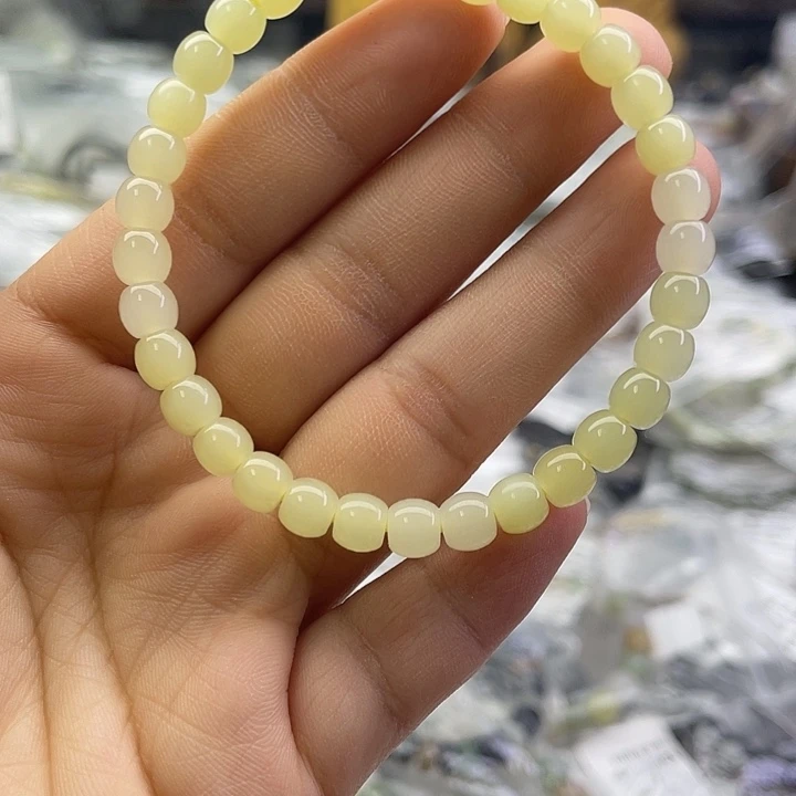 和田玉未镶嵌手串