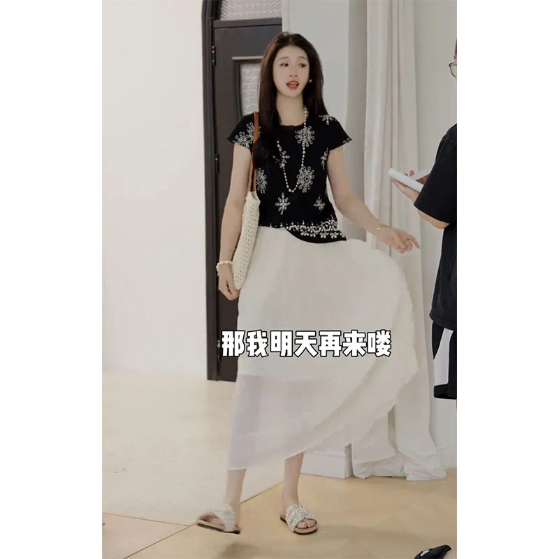 潮流慵懒复古风气质套装女2025夏季显瘦时尚短袖针织衫超仙半身裙