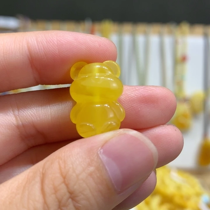 裸石琥珀未镶嵌配饰