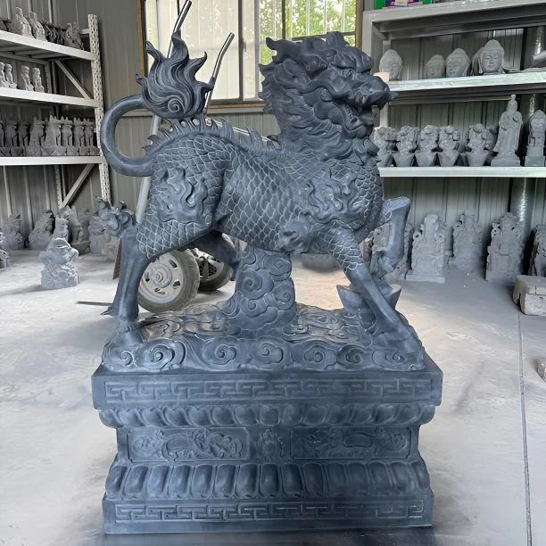 石雕麒麟青石雕刻麒麟貔貅摆件自建房别墅公司门口摆放