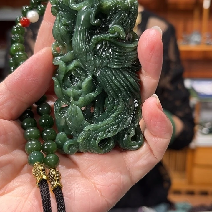 颈饰未镶嵌和田玉（糖玉）小*