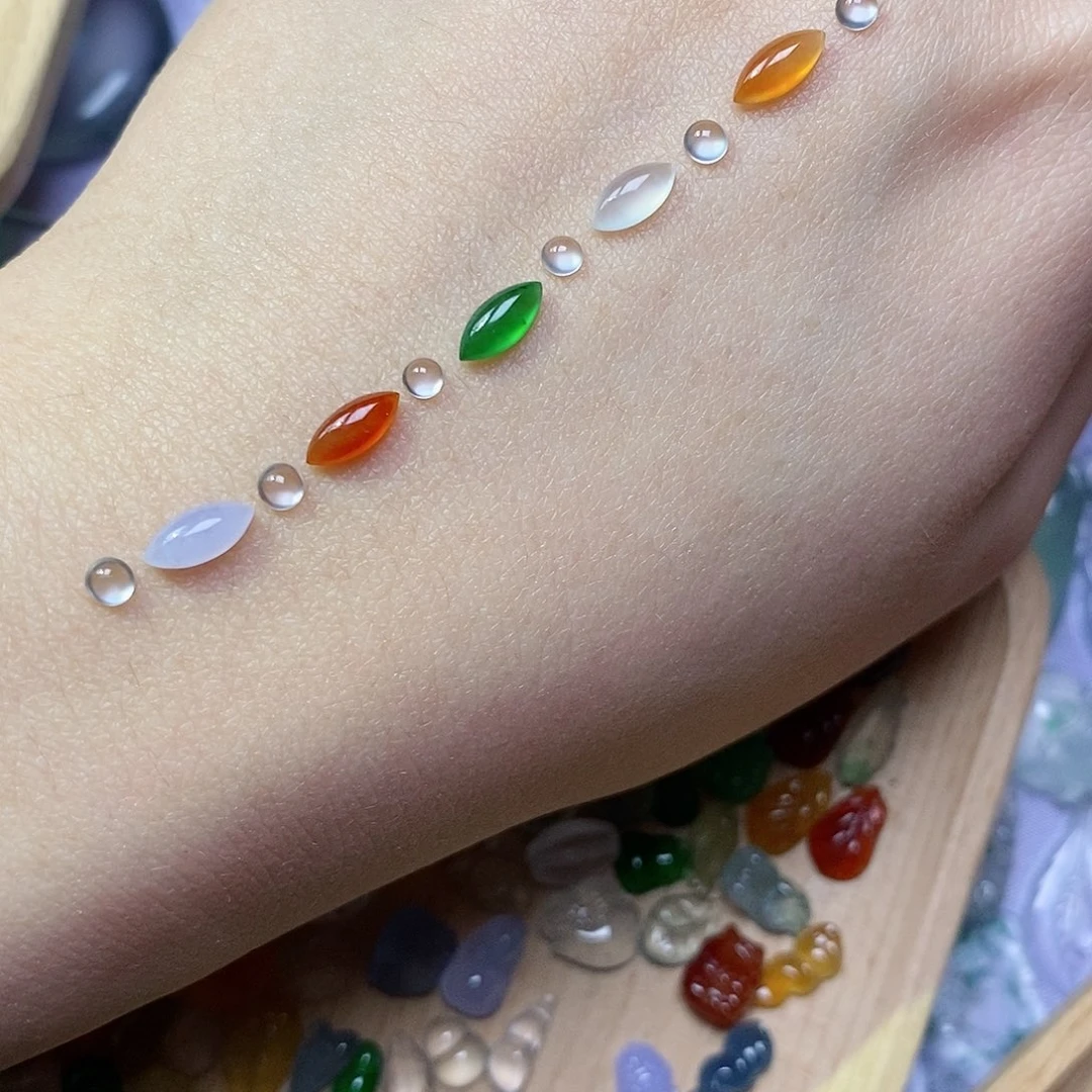 定制翡翠未镶嵌翡翠